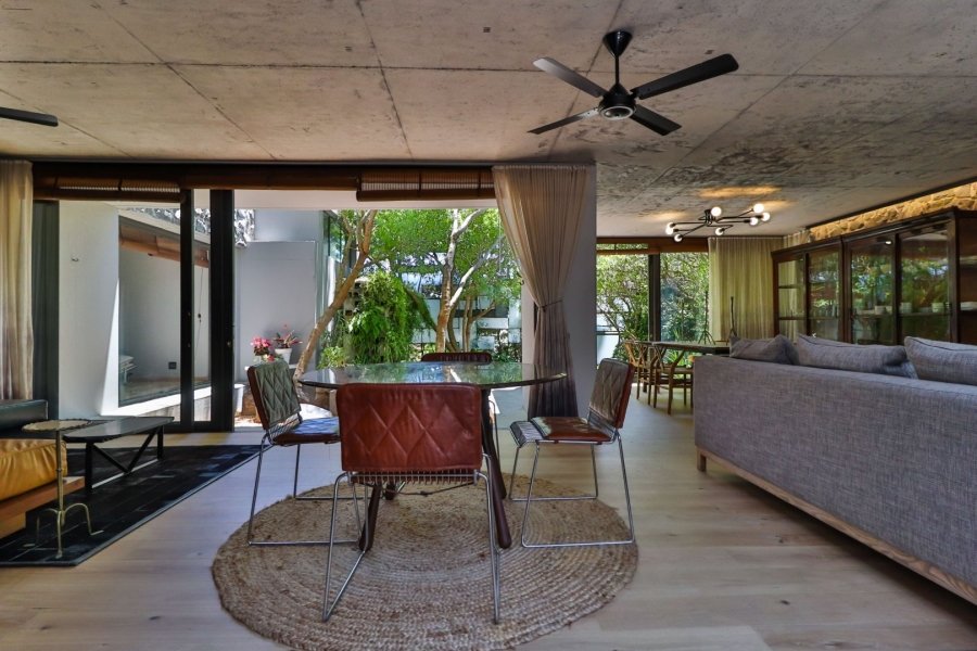 3 Bedroom Property for Sale in Camps Bay Western Cape